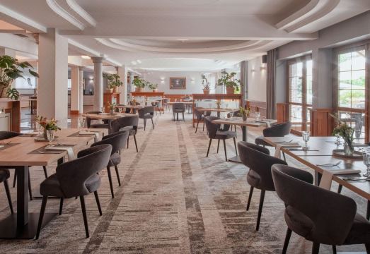 5. 아티스 호텔 앤..