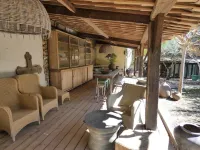 House with garden in the heart of Cogolin. Hotel a Cogolin