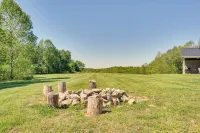 Cozy Resort-Style Escape on Taylorsville Lake! - 3-stjärniga