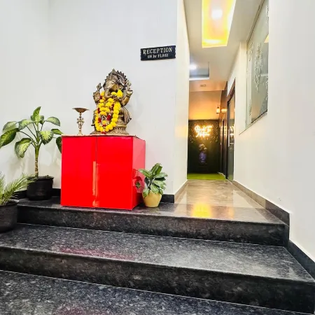HOTEL KRISHNA PALACE