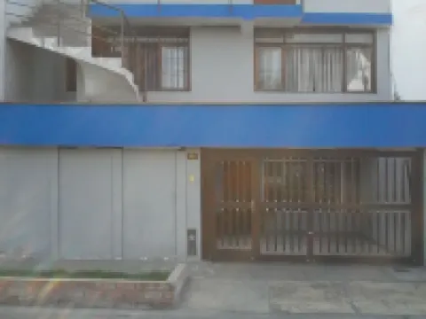 皇家甜蜜之夢機場民宿 聖米格爾酒店