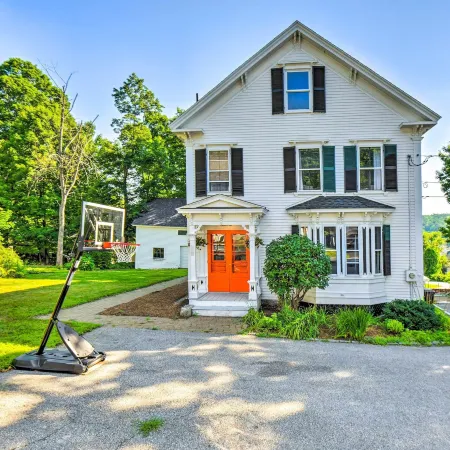 Hot Tub + Walk to Lakeside Dining: Meredith Home!