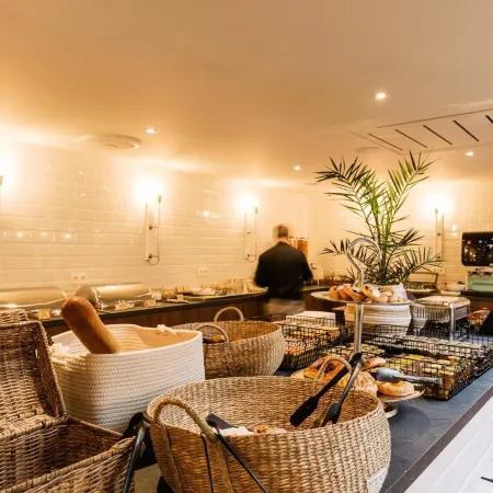 Hotel Cocoon