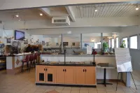 Travelers Inn - Motels