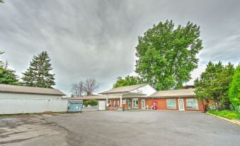 Motel R-100