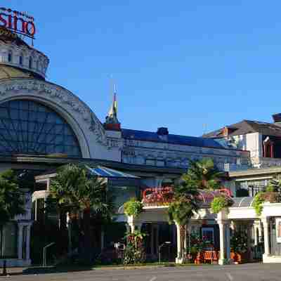 Hôtel du Palais Hotel Exterior