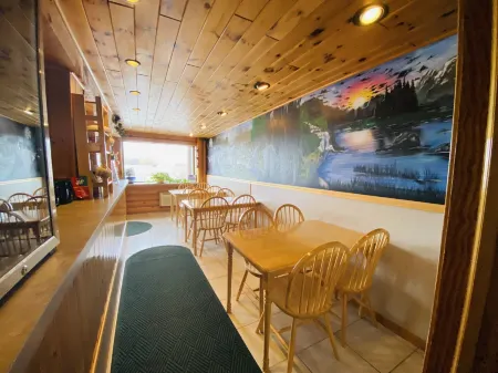 Woodyzzz Motel Отели в г. Tuscola County