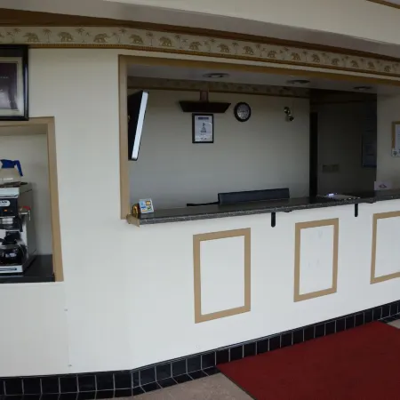 Big Spring Inn Madisonville