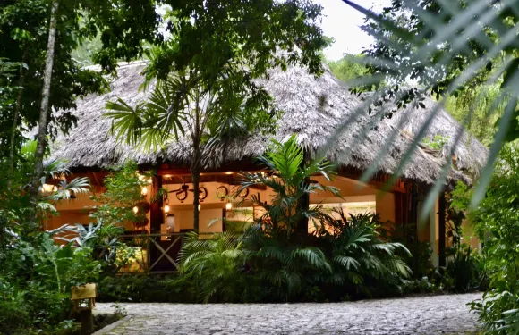 蒂卡爾叢林旅舍