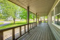 Spacious Massillon Log Cabin w/ Fire Pit! - 3-Star
