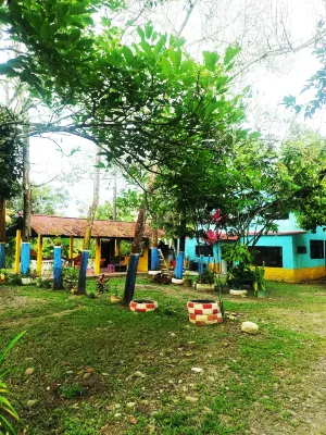 Amalaya Hostel Hotels in Restrepo