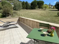 Le Clos St Georges Hotel a Campuac
