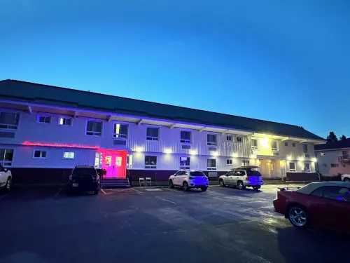 Alpha Inn Hotels in Wawa