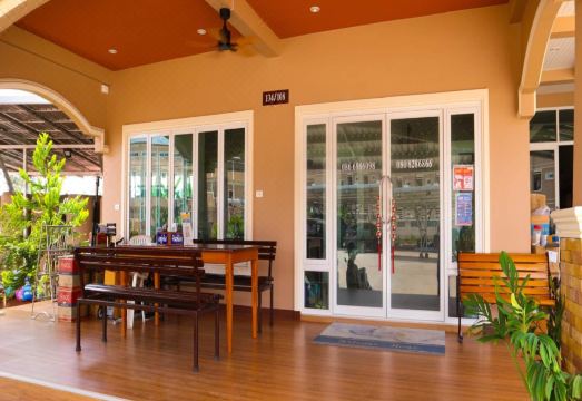 Capital O 75521 Sang Siri Apartment