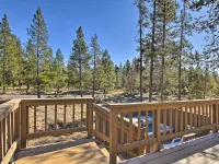 Sunriver Home w/ Hot Tub & 8 Sharc Passes โรงแรมในซันริเวอร์