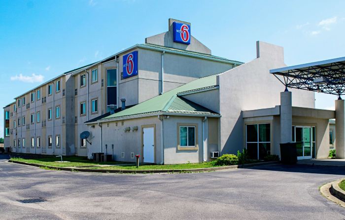 Motel 6 Seymour, in - North