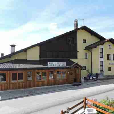 Hotel Maisonnette Hotel Exterior