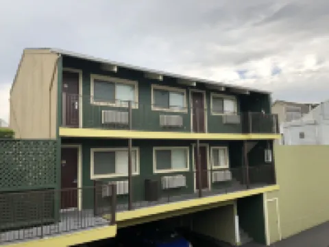 Lombard Plaza Motel Hotel a 