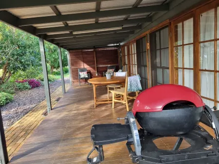 Studio - self-contained