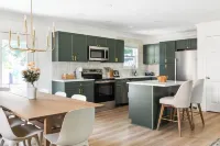 Private Pool & Fire Pit w/ Gazebo & Grill. Family Friendly 4 bedroom home.