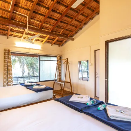 Sunset Cafe Beach Stay