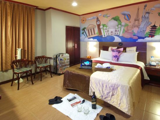 Golden Swallow Hotel