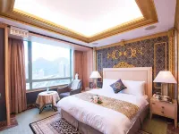 ليك هوتل Hotels near محطة مترو دابينغلبن