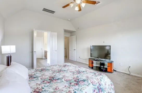 休斯頓地區的帶頂棚露台和寬敞庭院的家！ 阿塔斯科斯塔酒店