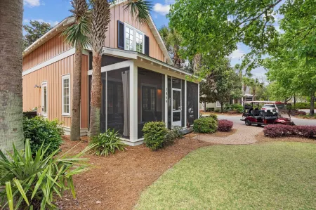 Golf Cart + Pool Access Near Baytowne & Beach Coral Starfish by Avantstay
