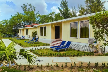 Fantasy Island Beach Resort and Marina - All Inclusive Отели в г. Punta Blanca