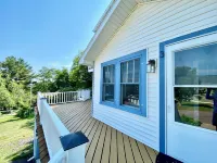 Downtown Bayfield Home W/ Lake Views, Near Ferry & Marina Hotels in Bayfield