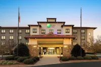 Holiday Inn Express & Suites LEXINGTON NW-THE VINEYARD by IHG Hotels in Lexington