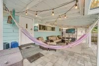 Family Home with Private Pool Yard Only 24 Mi to Disney - WiFi