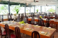 Chuong Duong Hotel - servizio colazione