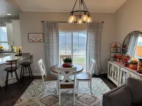 Charming 3-bedroom Home in Canby 캔비 호텔