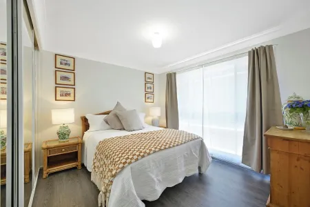 4BR Cottage w/ Firepit & Pool Table Отели рядом с достопримечательностью «Гранд Каньон Уолкинг Трек»