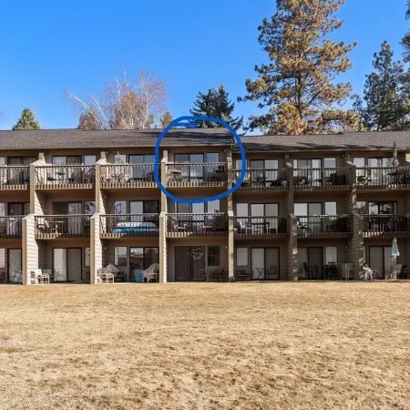FLATHEAD LAKE WATERFRONT STUDIO RETREAT!!! WITH BOAT OPTION