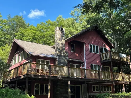 Our Quechee Escape: Spacious 5 - bedroom home in breathtaking central Vermont Hotels in Quechee