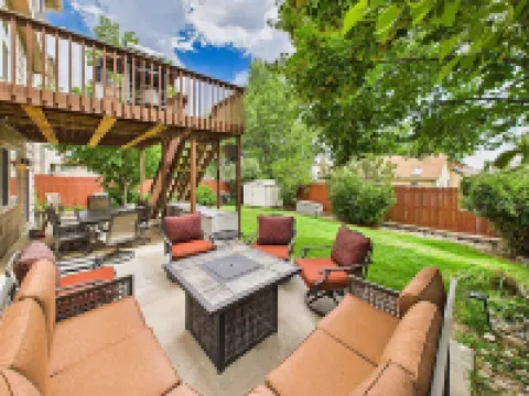 Airport Dream! 4 Bdrm Sleeps 10! Luxury Beds For Great Sleep! Park & Pickleball