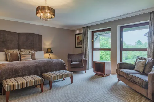 Westport Woods Hotel & Spa - مسبح