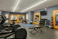 Homewood Suites by Hilton Burlington - Gym