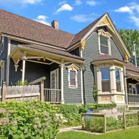 The Gem of Brewers Hill with Hot Tub and Seasonal Pool