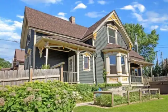 The Gem of Brewers Hill with Hot Tub and Seasonal Pool