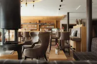 Waldrast - Forestside Living - bar