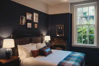 Dunedin House- Boutique Hotel - parcheggio