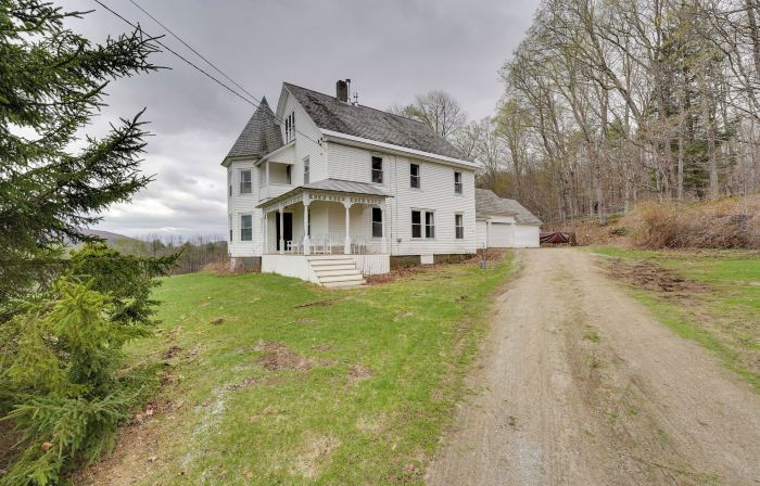 17-Acre Vermont Escape w/ Panoramic Mountain Views