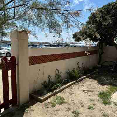 Maison vue mer Avec Jardin Hotel Exterior