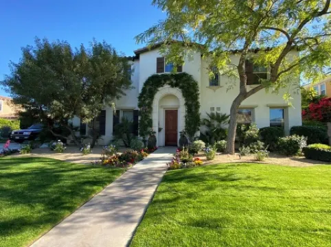 Spacious 5-bedroom house with Amazing Pool / Spa near Polo Fields in Indio