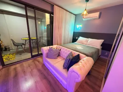 Subway/Parking space/Comfort/Leisure and good energy in Vila Madalena Hotels in 