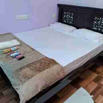 Cozy 1BR Queen Suite by Botanical Gardens: Flat 501 Rooms